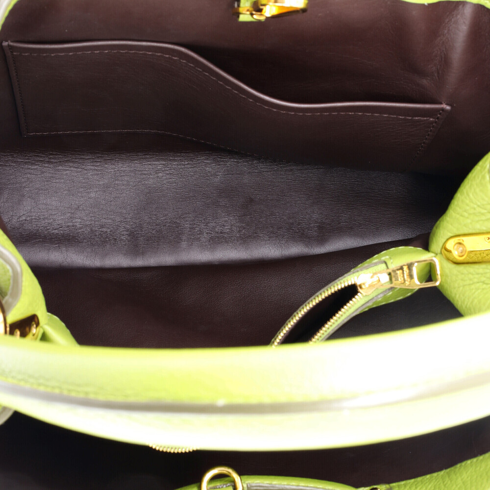 Louis Vuitton GM Capucines Bag Leather - Picture 5 of 6